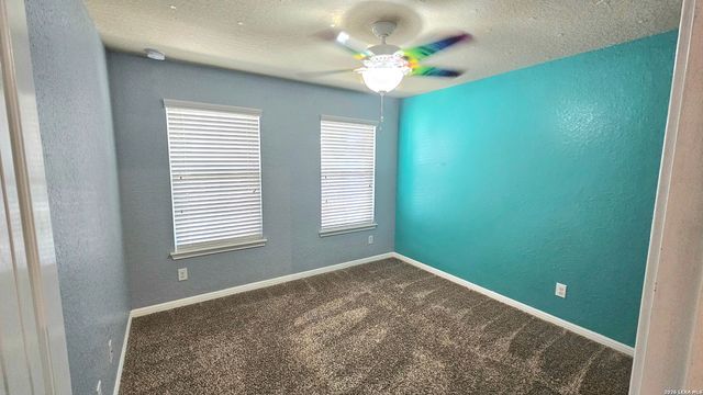 735 Spectrum Dr, New Braunfels, TX 78130