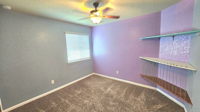 735 Spectrum Dr, New Braunfels, TX 78130