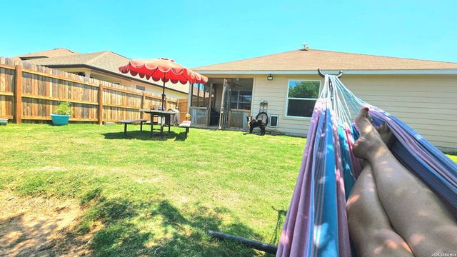 735 Spectrum Dr, New Braunfels, TX 78130