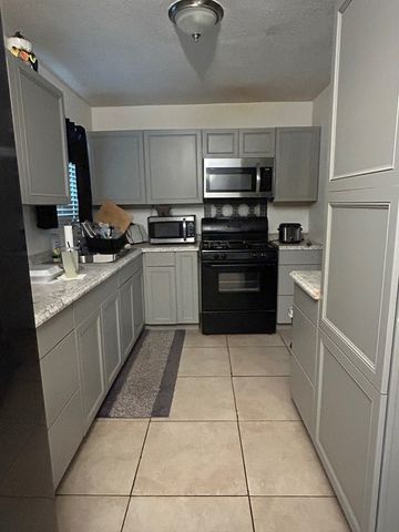 1202 N Gillis, Fort Stockton, TX 79735