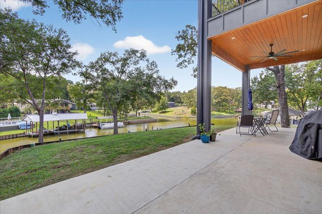 111 Nob Hill Circle, Malakoff, TX 75148