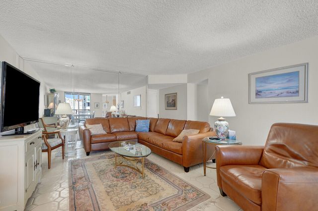 1000 S Ocean Boulevard 17m, Pompano Beach, FL 33062