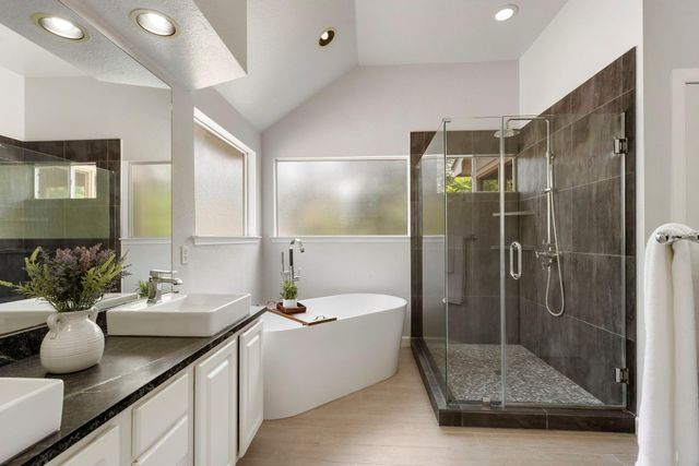 50 W New Avery Place, The Woodlands, TX 77382