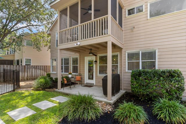 50 W New Avery Place, The Woodlands, TX 77382