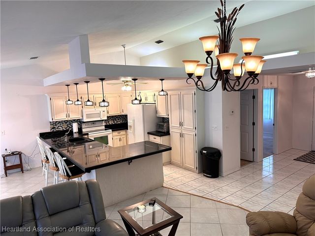 2529 N Orangewood Street, Avon Park, FL 33825