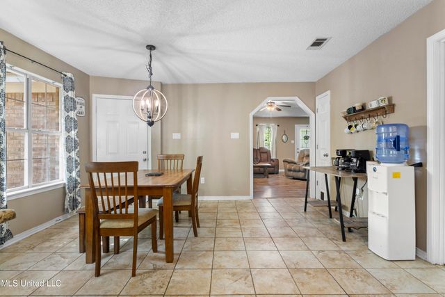 9104 Barnacle Boulevard, Ocean Springs, MS 39564