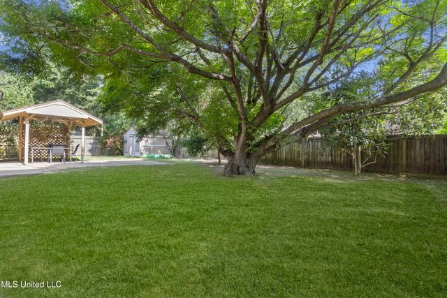 9104 Barnacle Boulevard, Ocean Springs, MS 39564