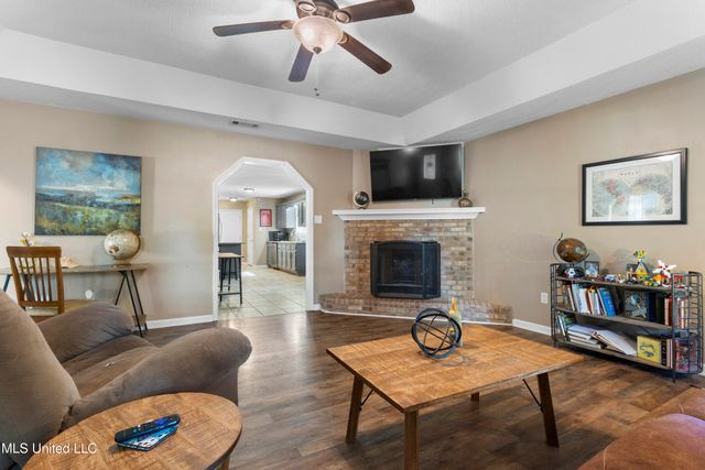 9104 Barnacle Boulevard, Ocean Springs, MS 39564
