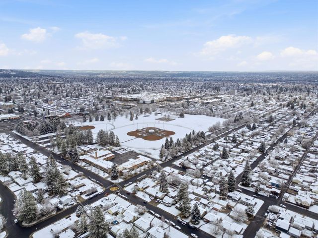 5427 N Whitehouse, Spokane, WA 99205