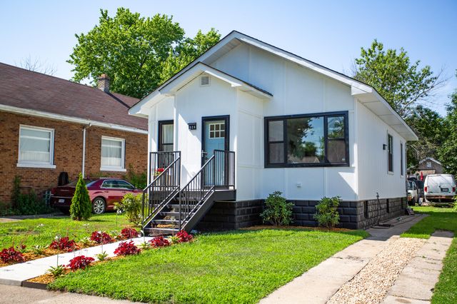 929 Field Street, Hammond, IN 46320