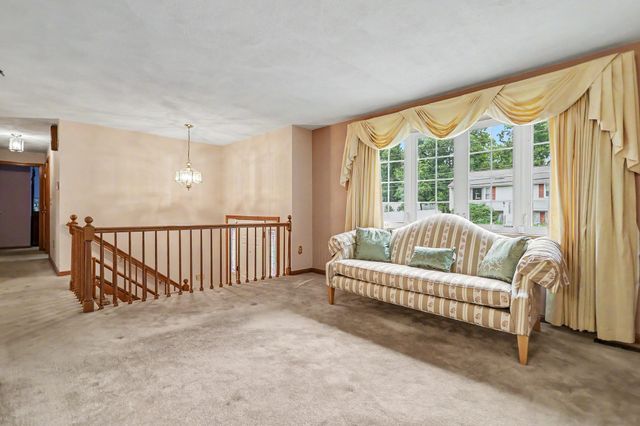 6 Partridge Rd, Methuen, MA 01844