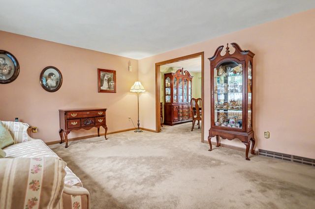 6 Partridge Rd, Methuen, MA 01844