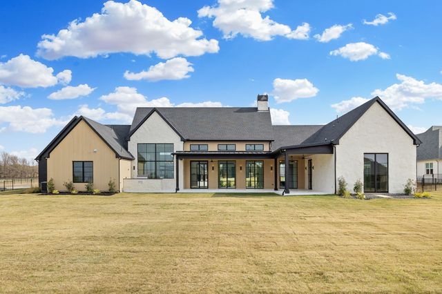 1700 Carter Lane, Gunter, TX 75058