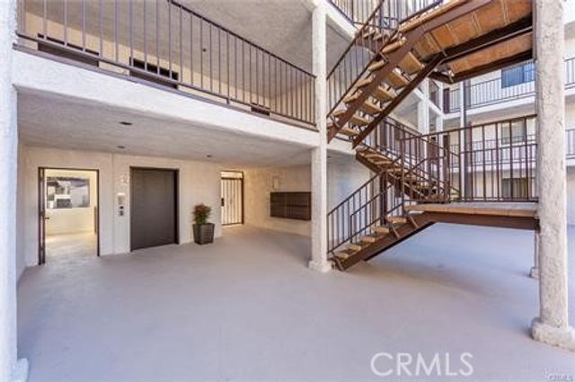 835 E Lomita Avenue 208, Glendale, CA 91205