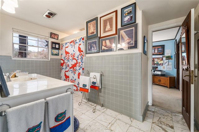 2737 SW 4TH PLACE, Gainesville, FL 32607