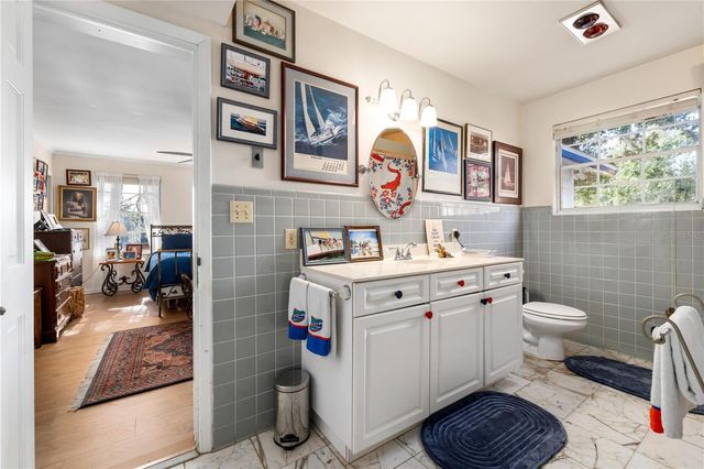 2737 SW 4TH PLACE, Gainesville, FL 32607