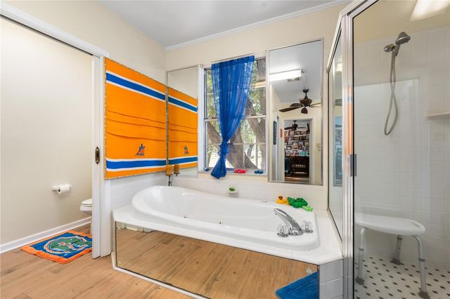 2737 SW 4TH PLACE, Gainesville, FL 32607