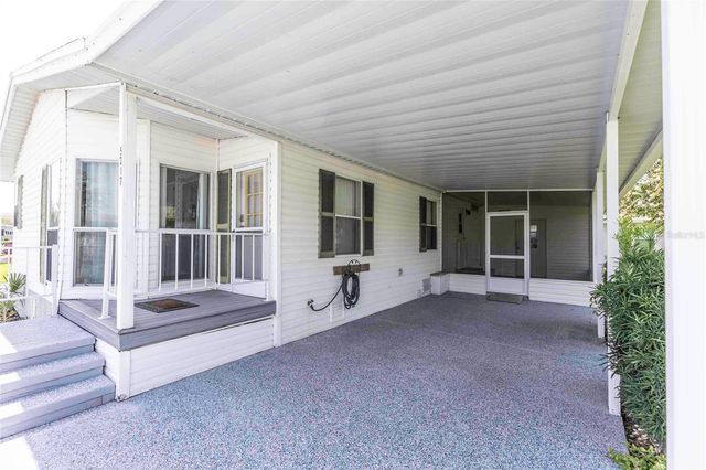 5217 CAMBRIDGE COURT, Wildwood, FL 34785
