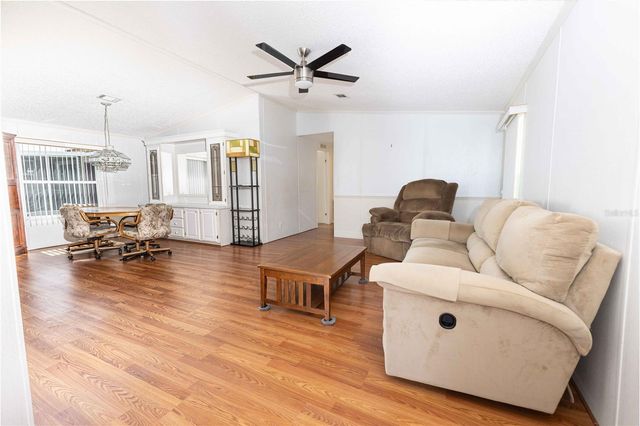 5217 CAMBRIDGE COURT, Wildwood, FL 34785