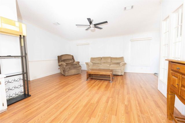 5217 CAMBRIDGE COURT, Wildwood, FL 34785