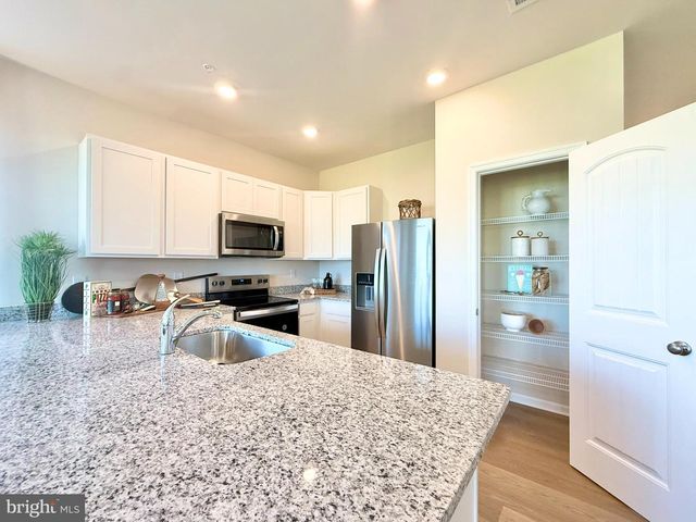 1323 SUGARPLUM LN, Salisbury, MD 21801