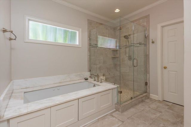 2062 JOHNSON RD, Germantown, TN 38139