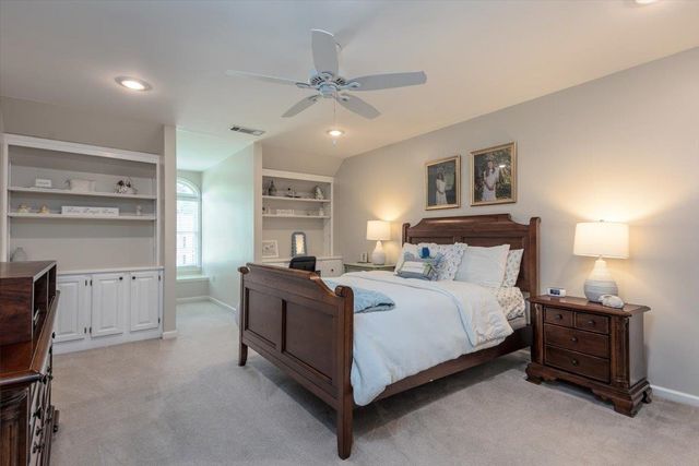 2062 JOHNSON RD, Germantown, TN 38139