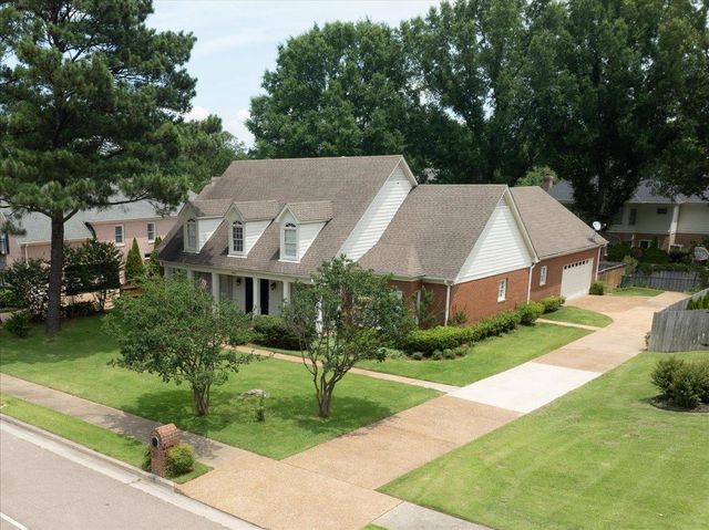 2062 JOHNSON RD, Germantown, TN 38139