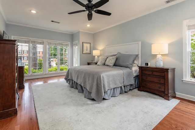 2062 JOHNSON RD, Germantown, TN 38139