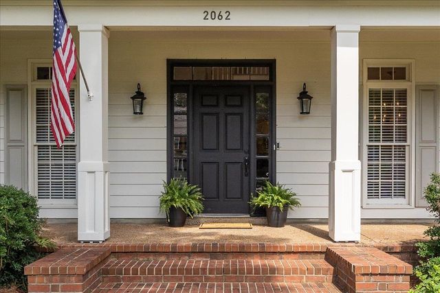 2062 JOHNSON RD, Germantown, TN 38139