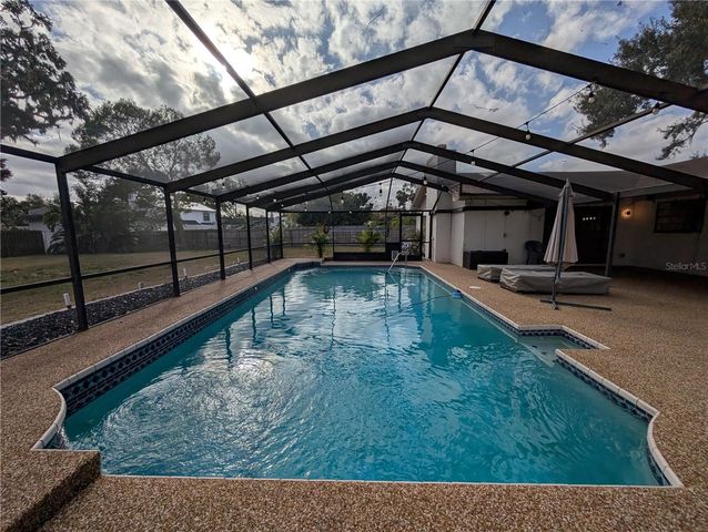 1117 LAKEMONT DRIVE, Valrico, FL 33594