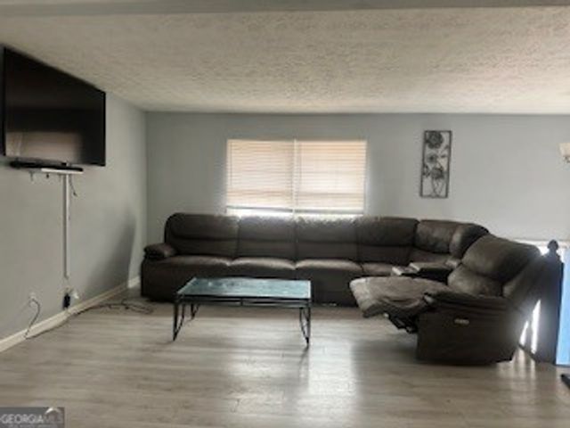 6485 Bobolink Court, Rex, GA 30273