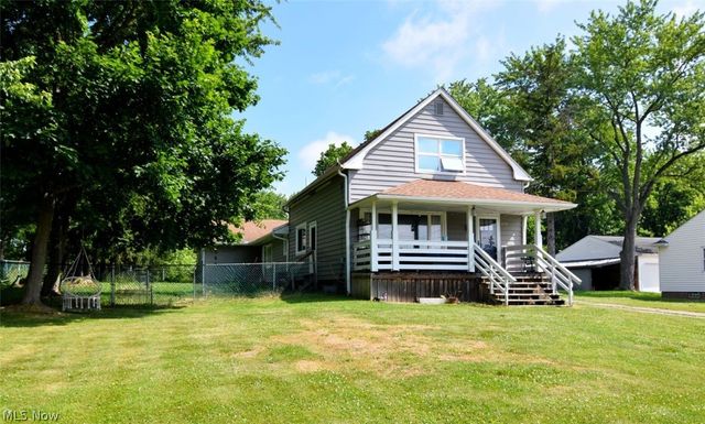 1031 E Wallings Road, Broadview Heights, OH 44147