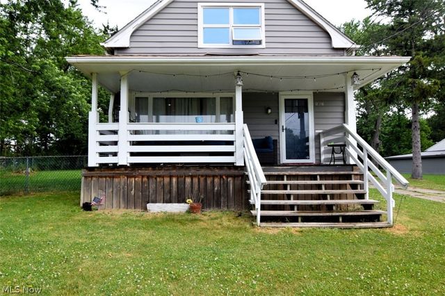 1031 E Wallings Road, Broadview Heights, OH 44147
