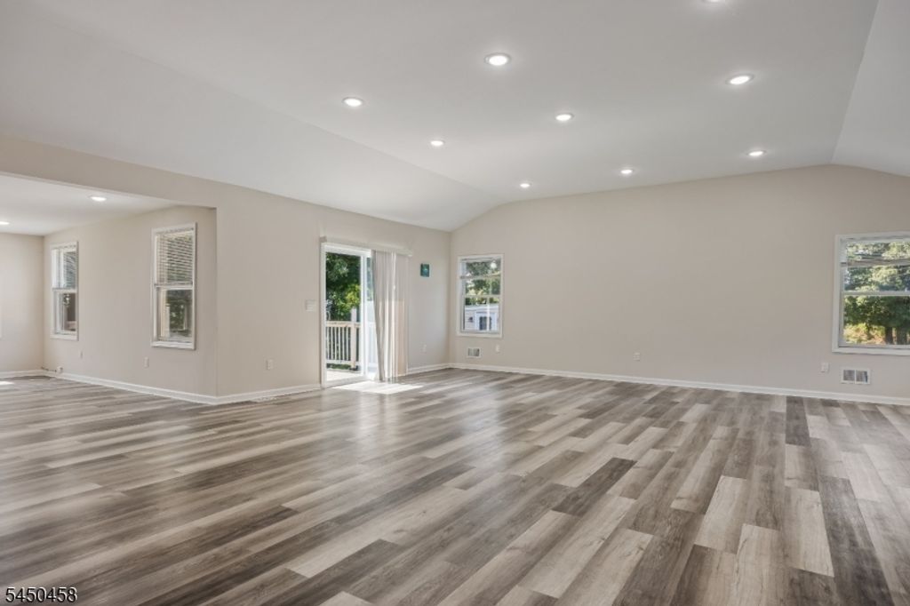 55 Shawnee Ave, Rockaway Twp., NJ 07866 — photo 5