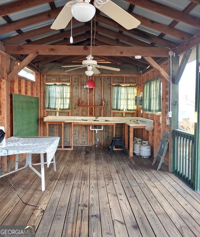 16 Dutchman Way, Cleveland, GA 30528