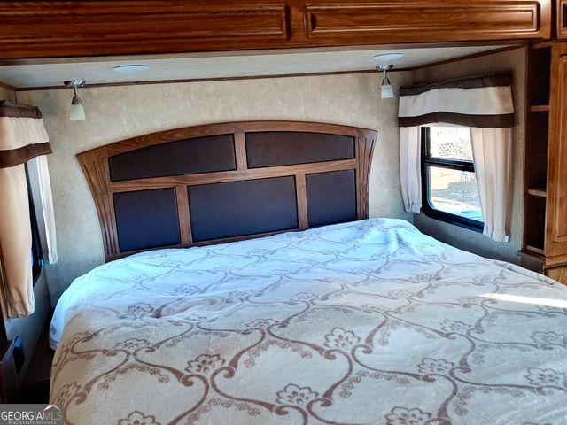 16 Dutchman Way, Cleveland, GA 30528