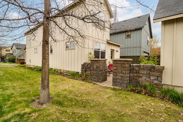 63127 NE De Haviland Street, Bend, OR 97701