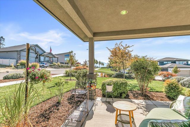 1835 Plateau Drive, Medford, OR 97504