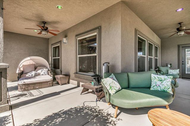 1835 Plateau Drive, Medford, OR 97504