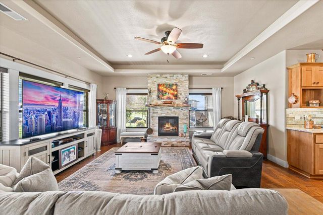 1835 Plateau Drive, Medford, OR 97504
