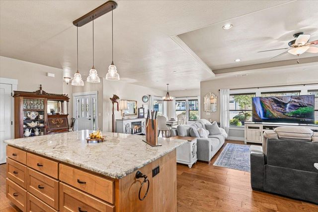1835 Plateau Drive, Medford, OR 97504