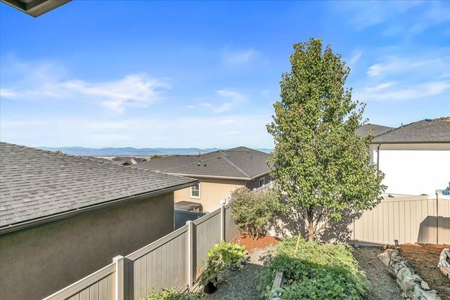 1835 Plateau Drive, Medford, OR 97504