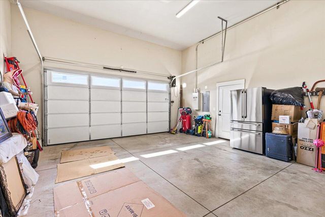 1835 Plateau Drive, Medford, OR 97504