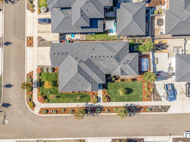 1835 Plateau Drive, Medford, OR 97504