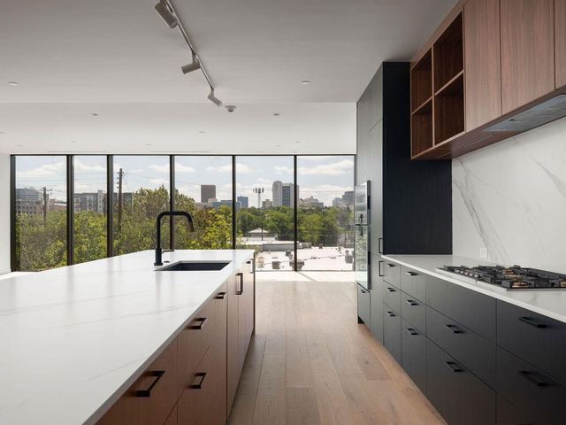 1006 Baylor ST 202, Austin, TX 78703