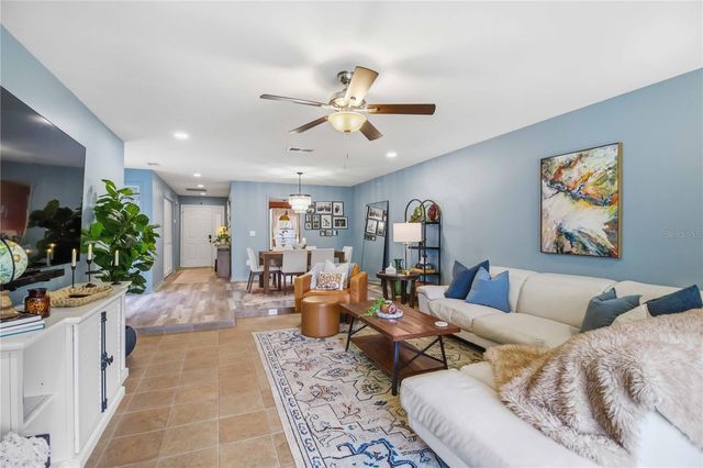 3689 GLENEAGLE DRIVE 14B, Sarasota, FL 34238