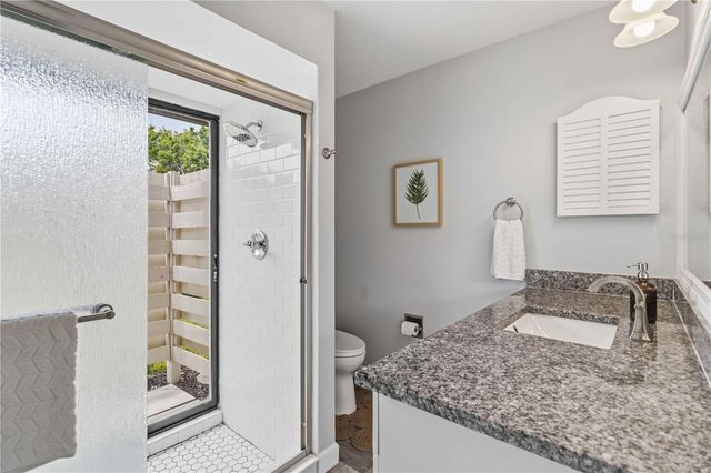 3689 GLENEAGLE DRIVE 14B, Sarasota, FL 34238