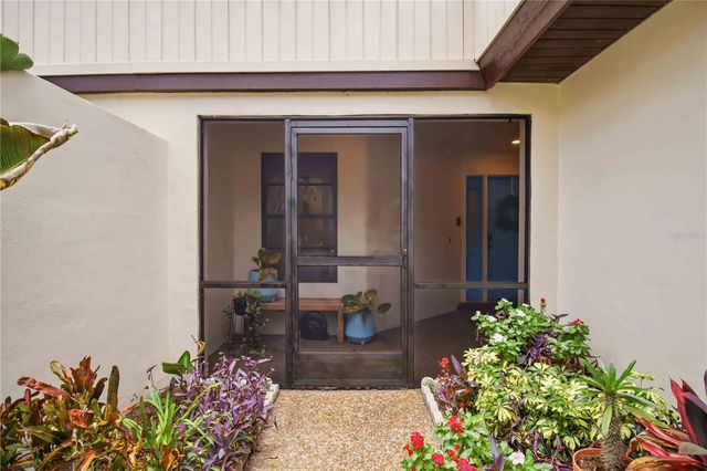 3689 GLENEAGLE DRIVE 14B, Sarasota, FL 34238