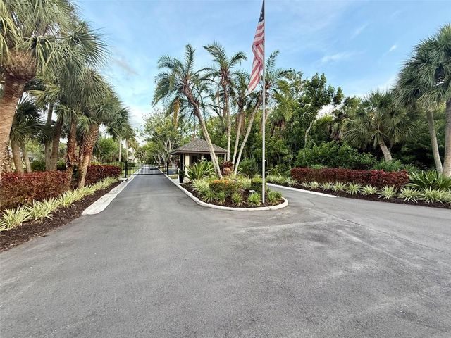 3689 GLENEAGLE DRIVE 14B, Sarasota, FL 34238